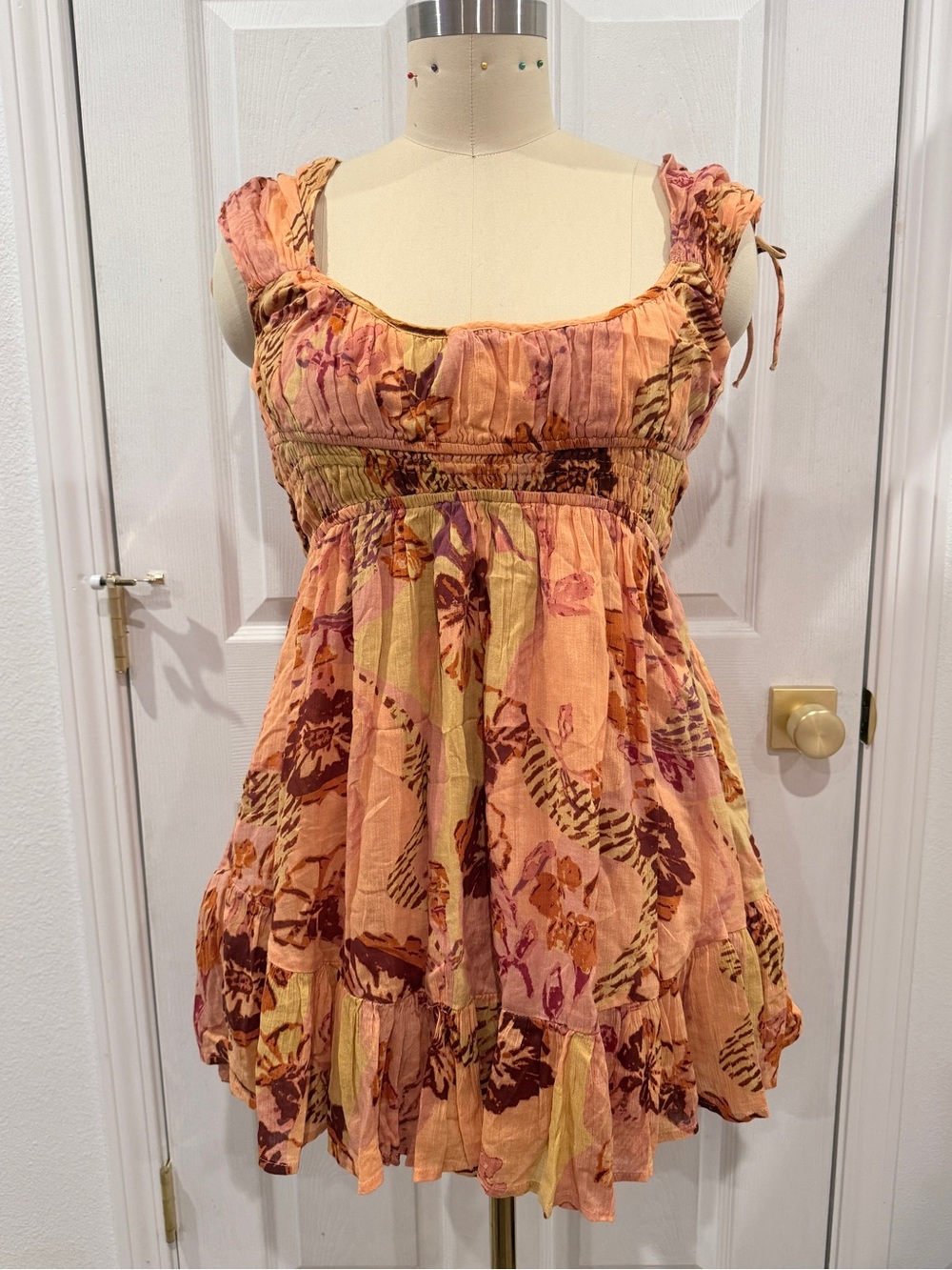BNWOT Free People Floral Print Smocked Bodice Mini Dress in Orange - L - Picture 4 of 16